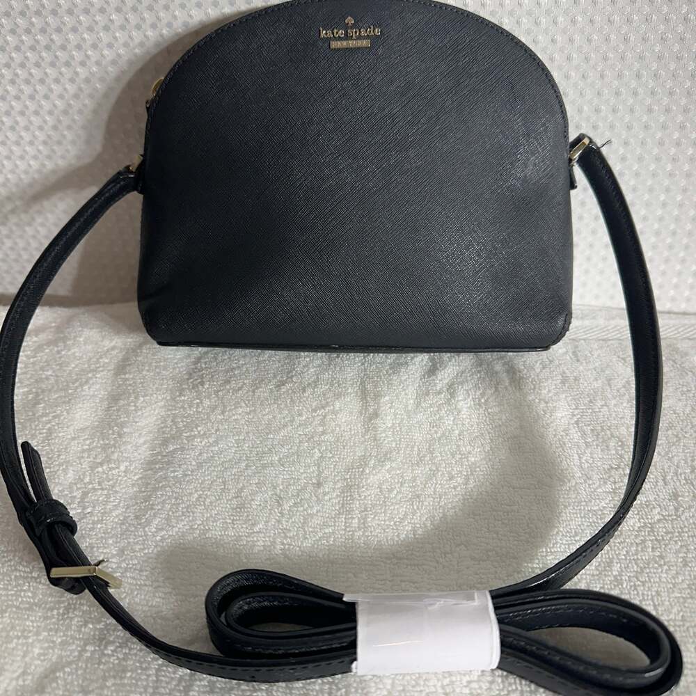 Kate Spade Cameron Street Large Hilli Saffiano Leather Crossbody Bag in Black